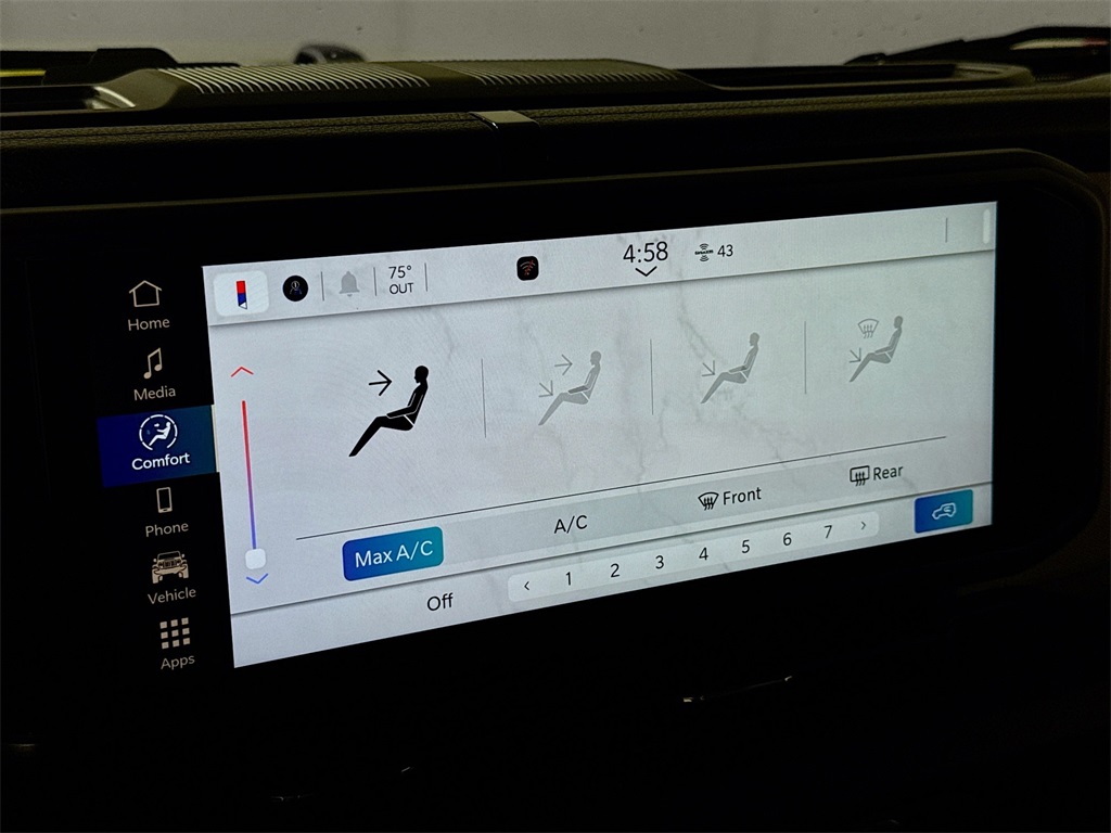 Vehicle image 15 of 27