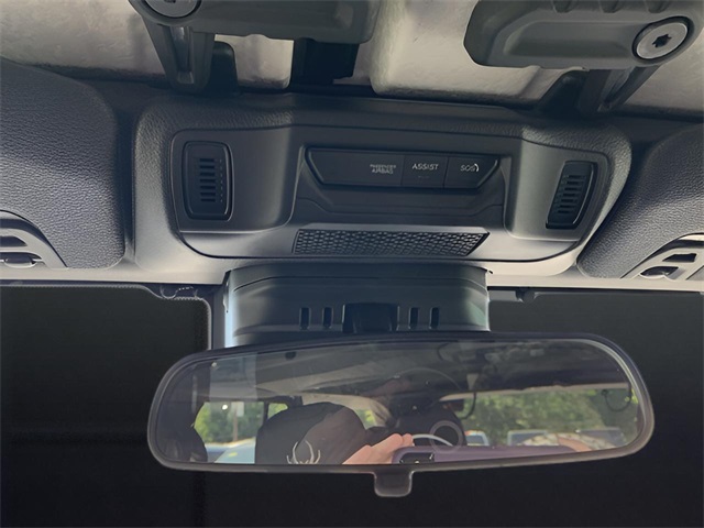 Vehicle image 12 of 37