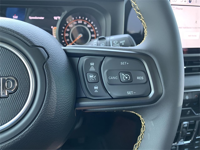 Vehicle image 34 of 37