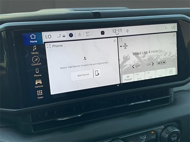 Vehicle image 24 of 37