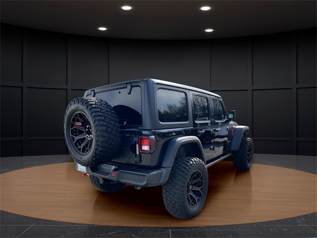 Vehicle image 6 of 37