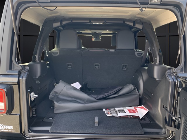 Vehicle image 12 of 37