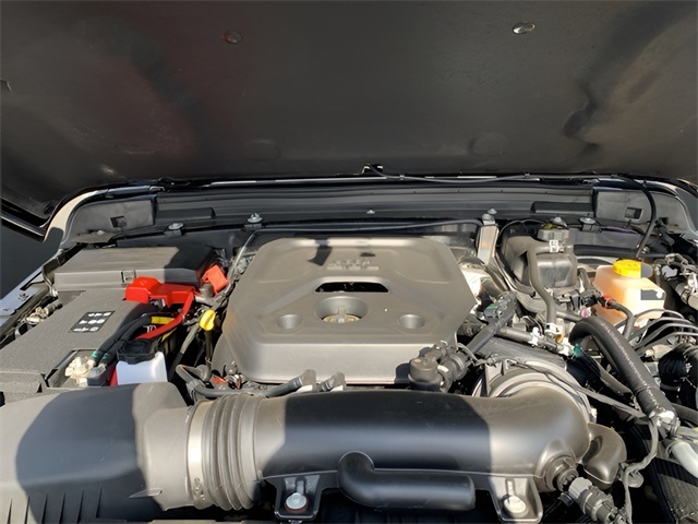 Vehicle image 10 of 37
