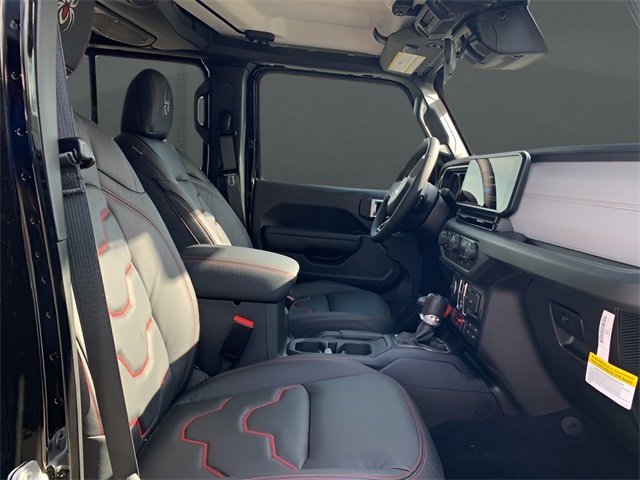 Vehicle image 15 of 37