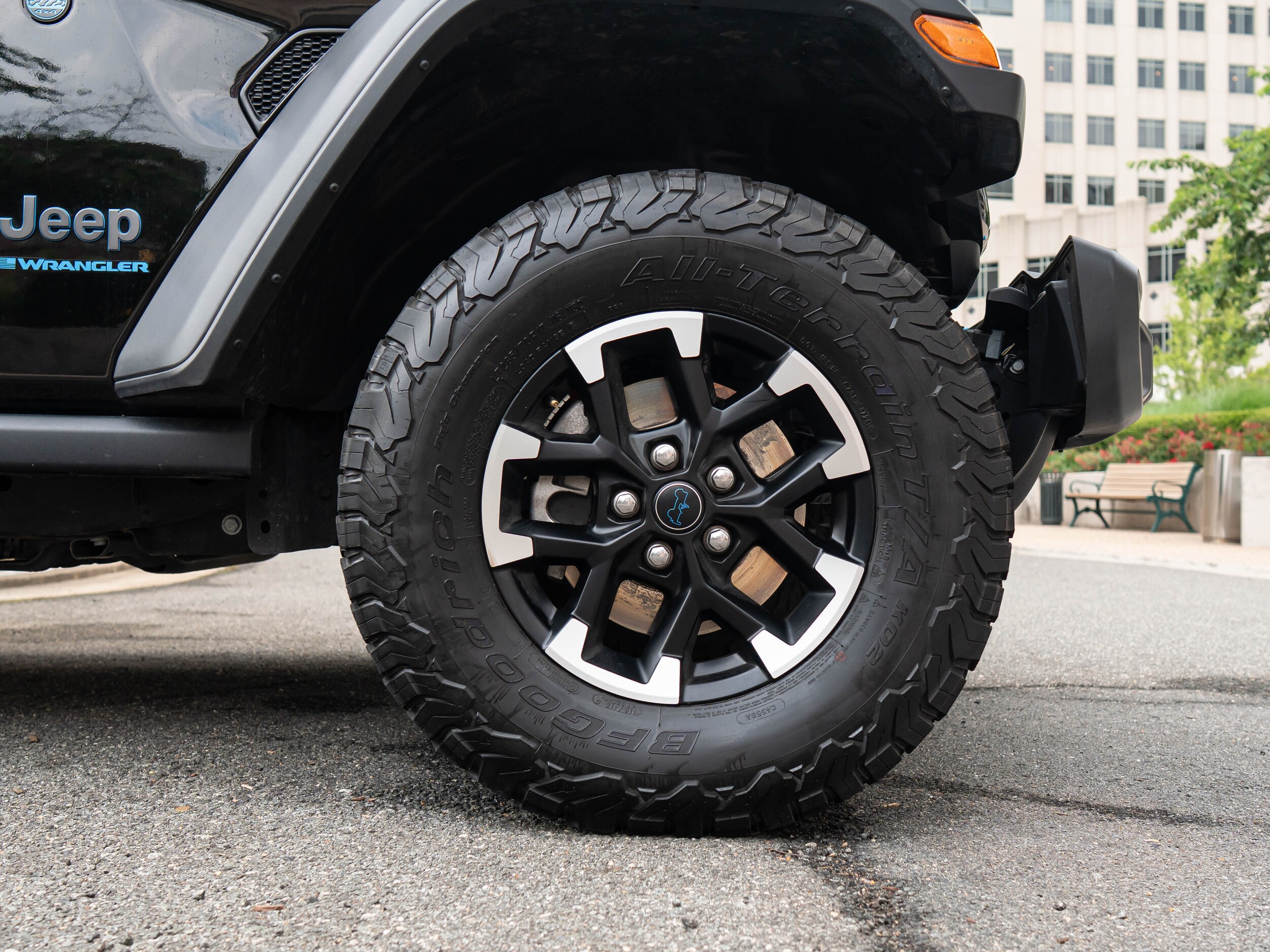 Vehicle image 9 of 59