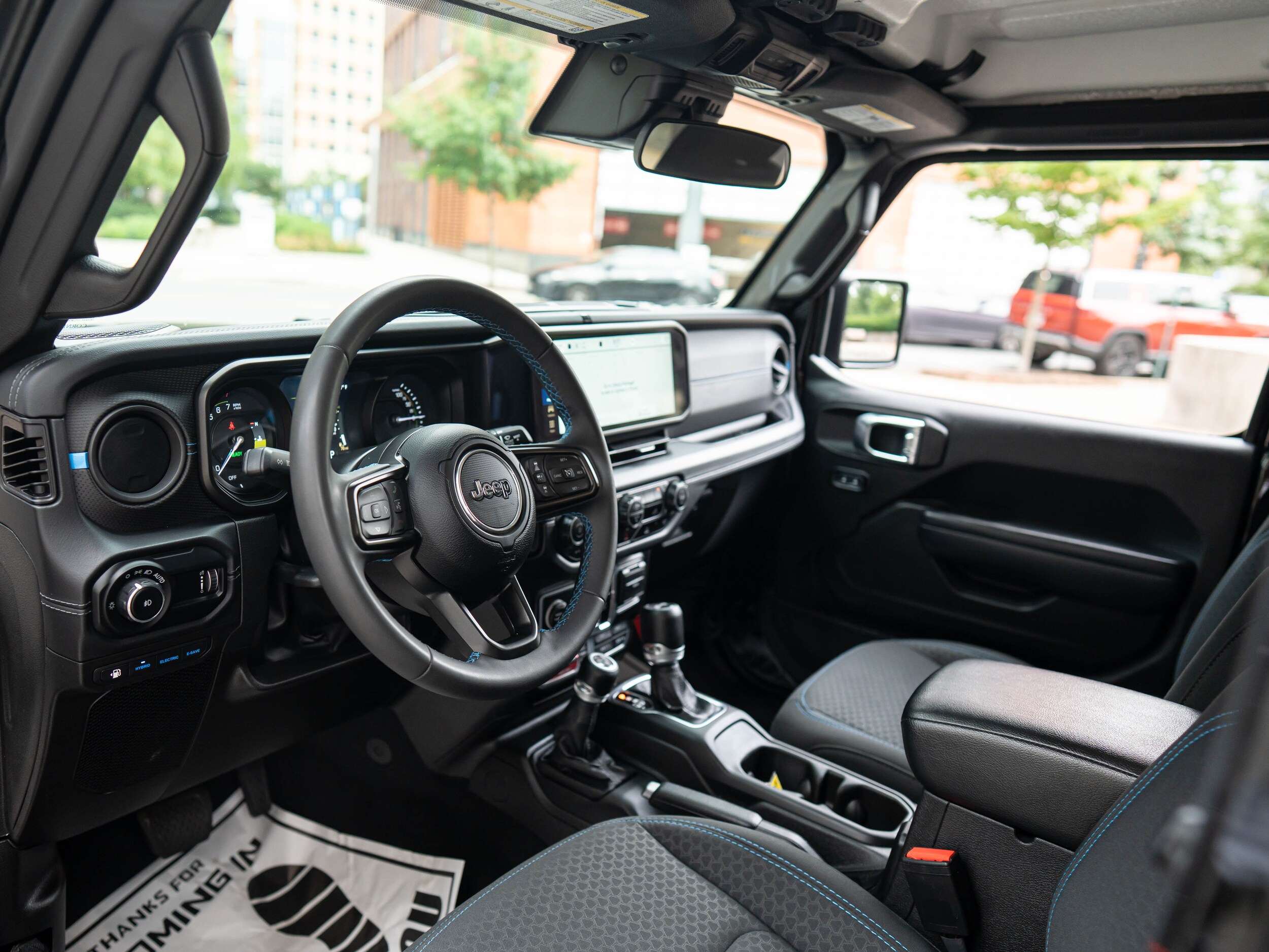 Vehicle image 12 of 59