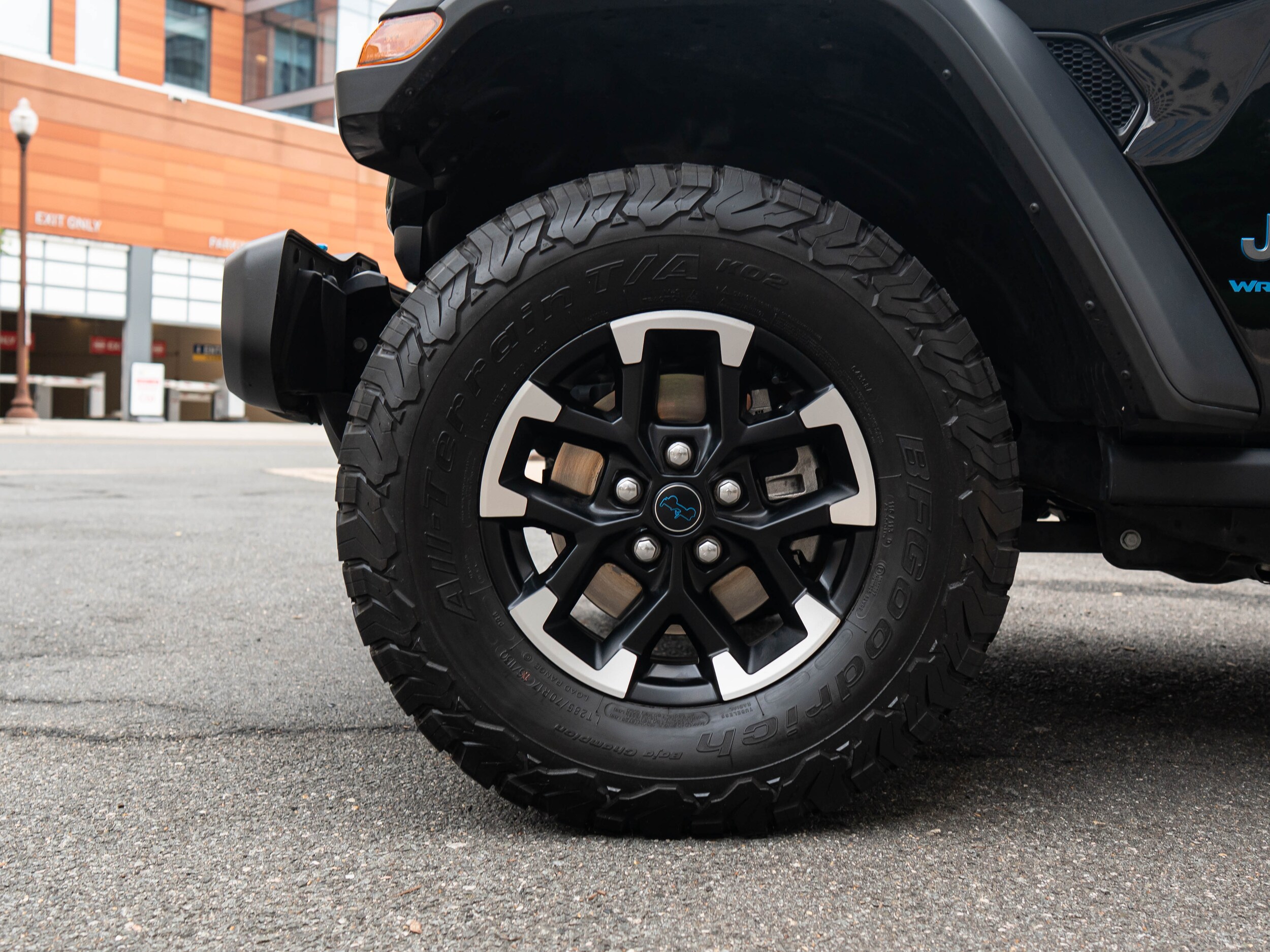 Vehicle image 8 of 59