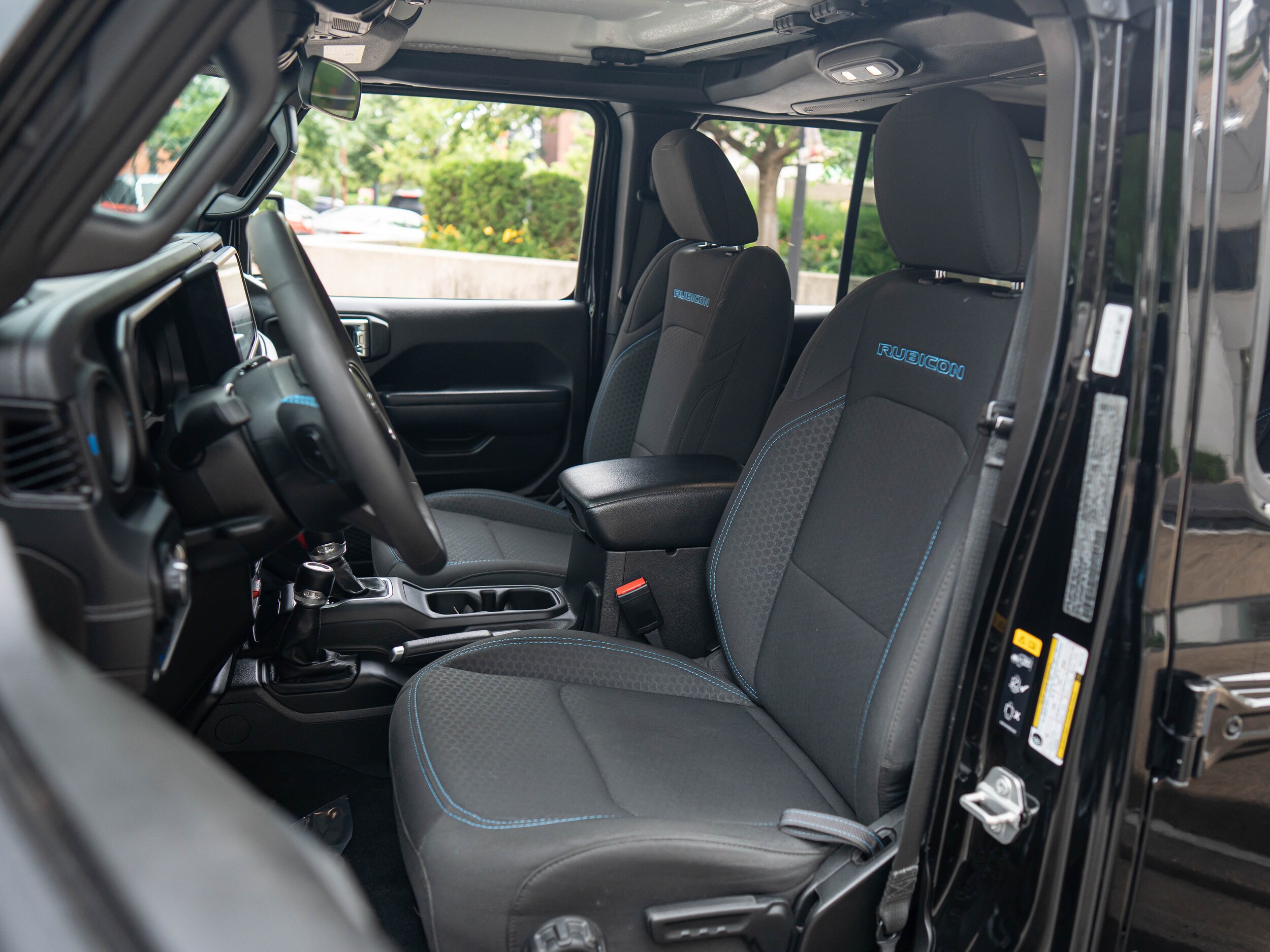Vehicle image 15 of 59