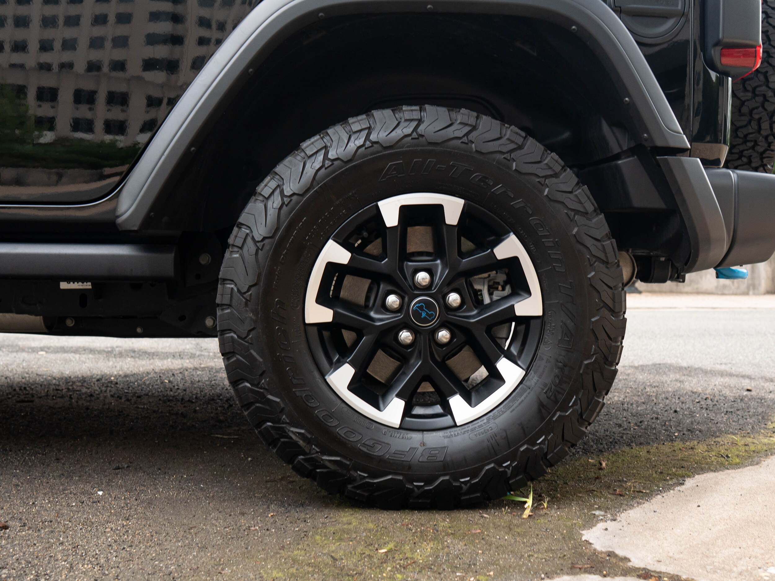 Vehicle image 11 of 59