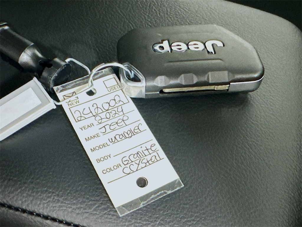 Vehicle image 19 of 20