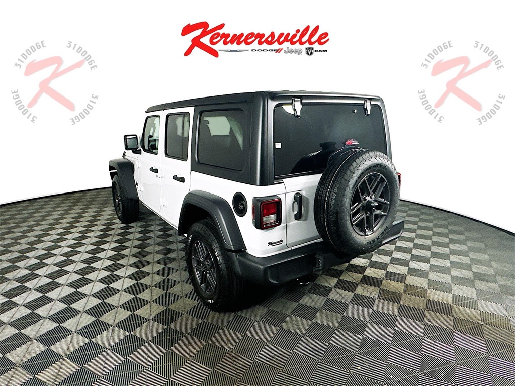 Vehicle image 7 of 20