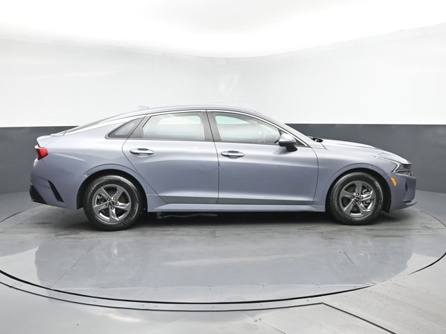 2024 Kia K5 LXS Image 8 of 33