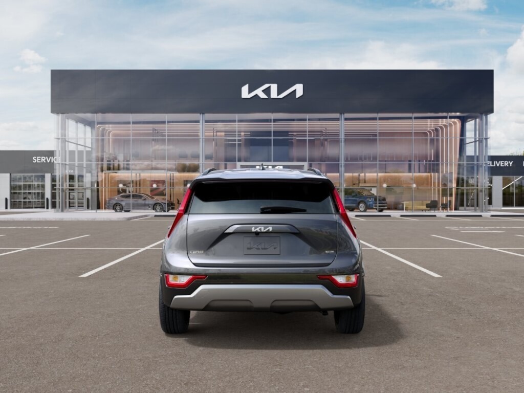 Vehicle image 6 of 28
