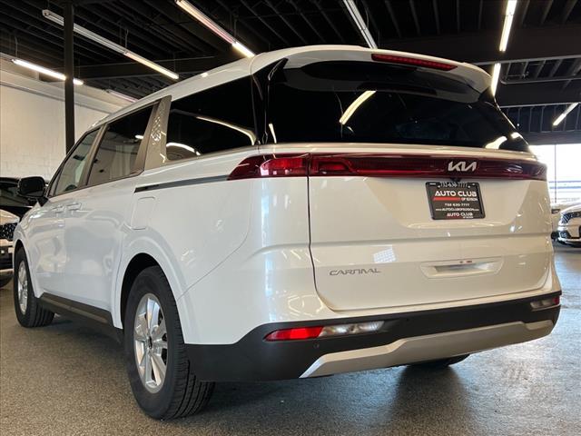 Vehicle image 5 of 29