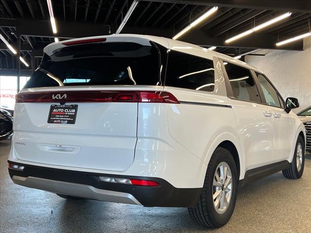 Vehicle image 2 of 29