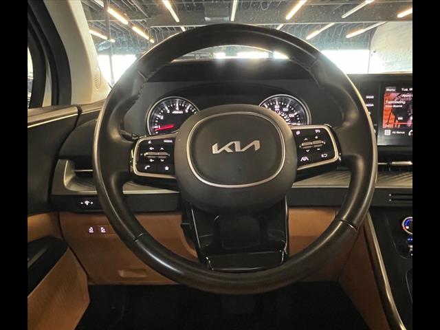 Vehicle image 9 of 29