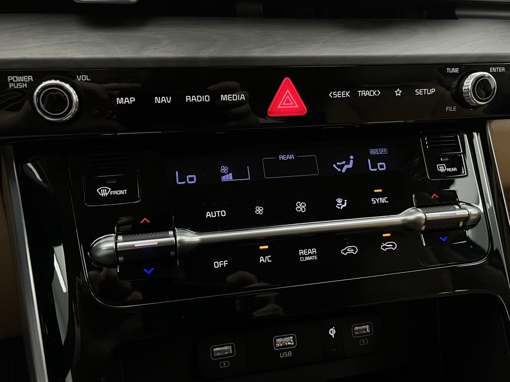 Vehicle image 34 of 37