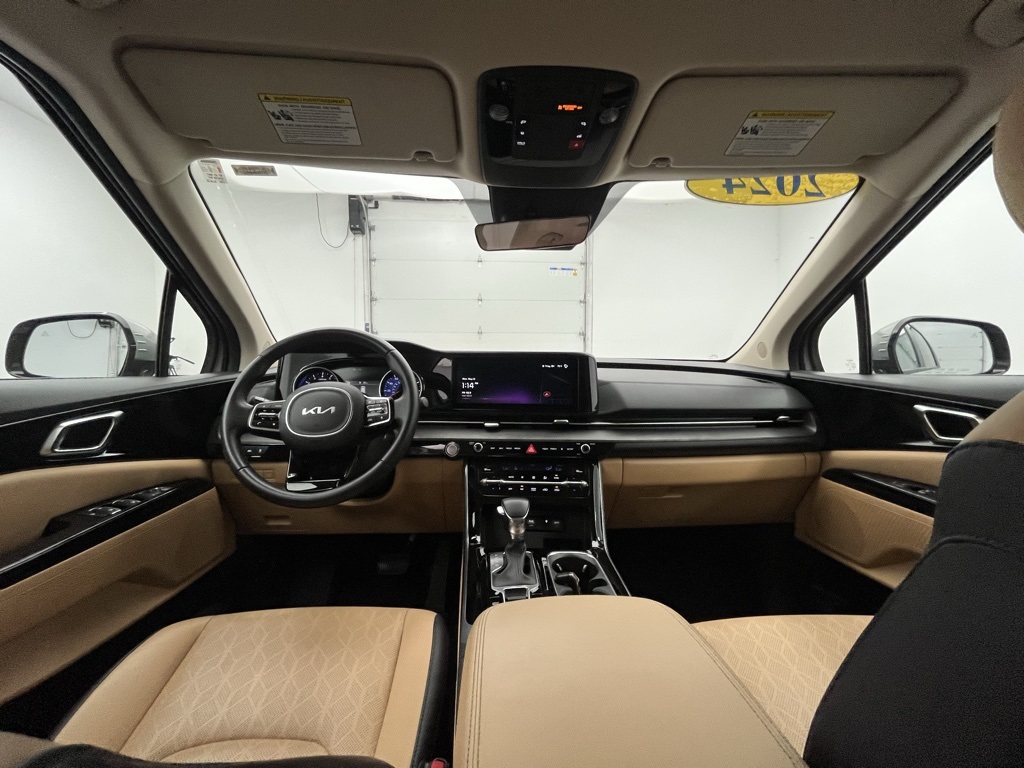 Vehicle image 9 of 37