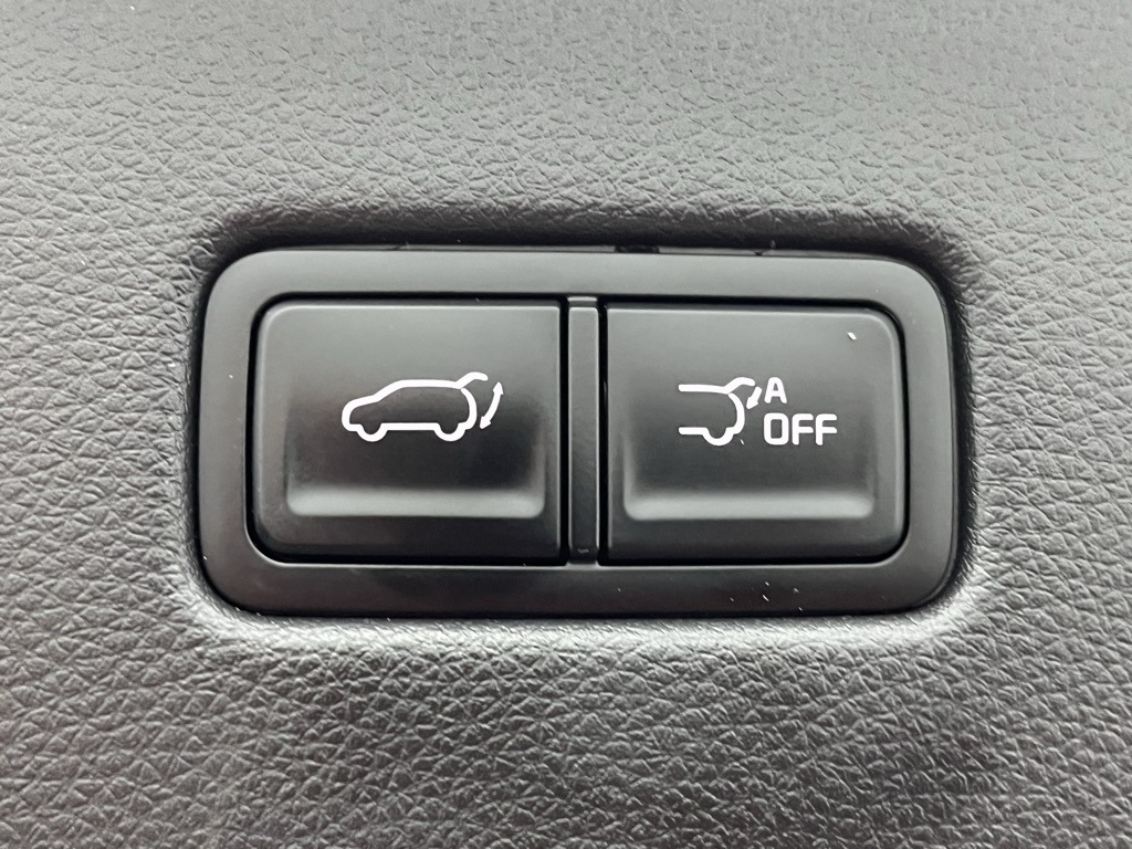 Vehicle image 16 of 37