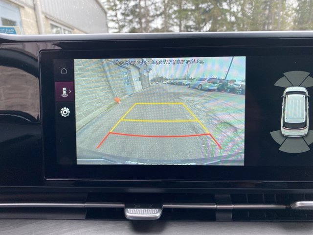 Vehicle image 16 of 26