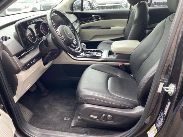 Vehicle image 9 of 26