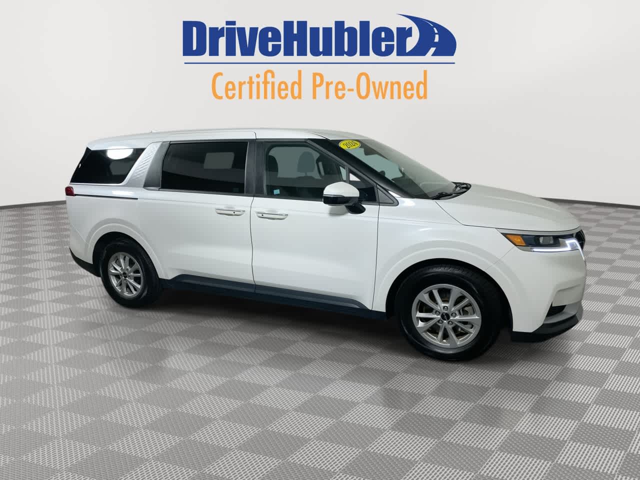 2024 Kia Carnival LX Image 5 of 34