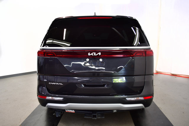 2024 Kia Carnival LX Image 6 of 31