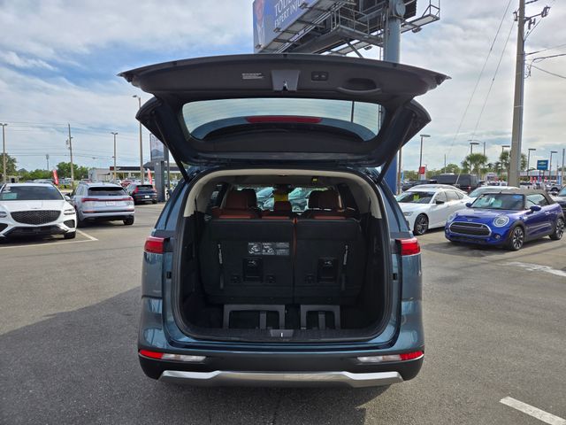 Vehicle image 16 of 53