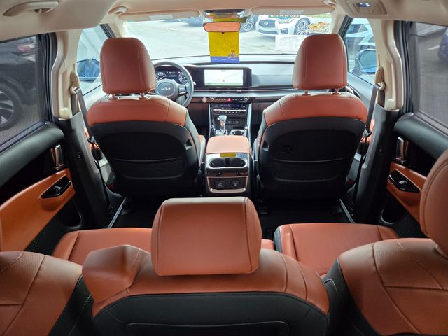 Vehicle image 40 of 53