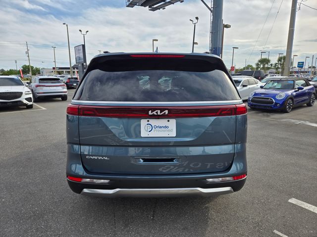 Vehicle image 7 of 53