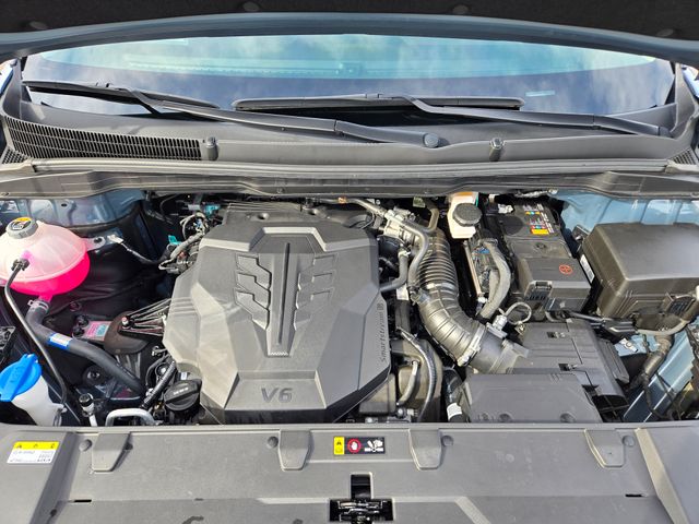 Vehicle image 15 of 53