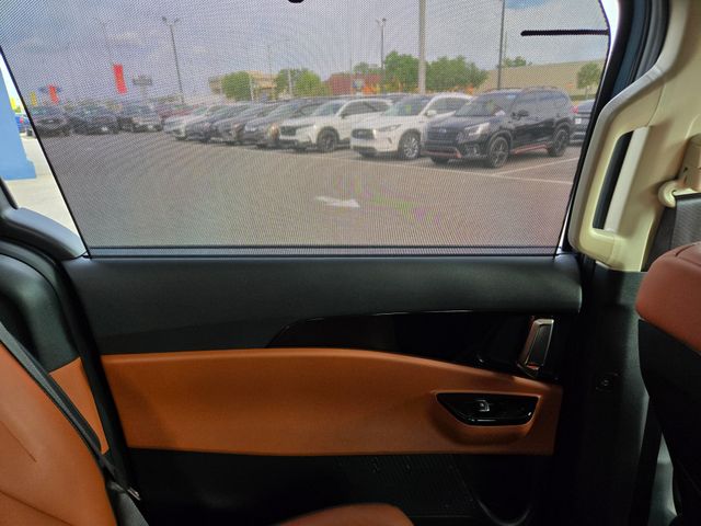 Vehicle image 36 of 53