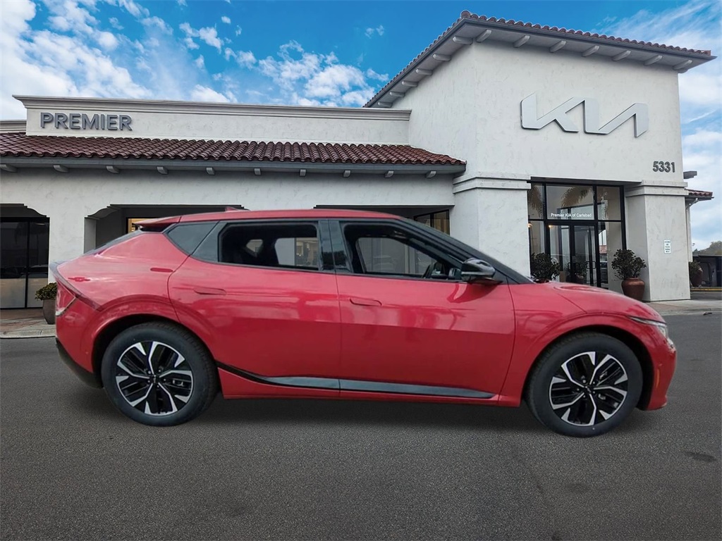 Vehicle image 5 of 34