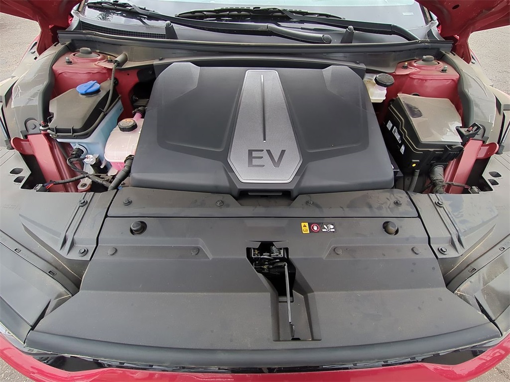 Vehicle image 29 of 34