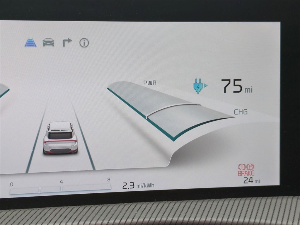 Vehicle image 11 of 34