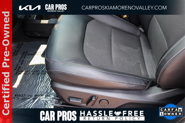 Vehicle image 13 of 25