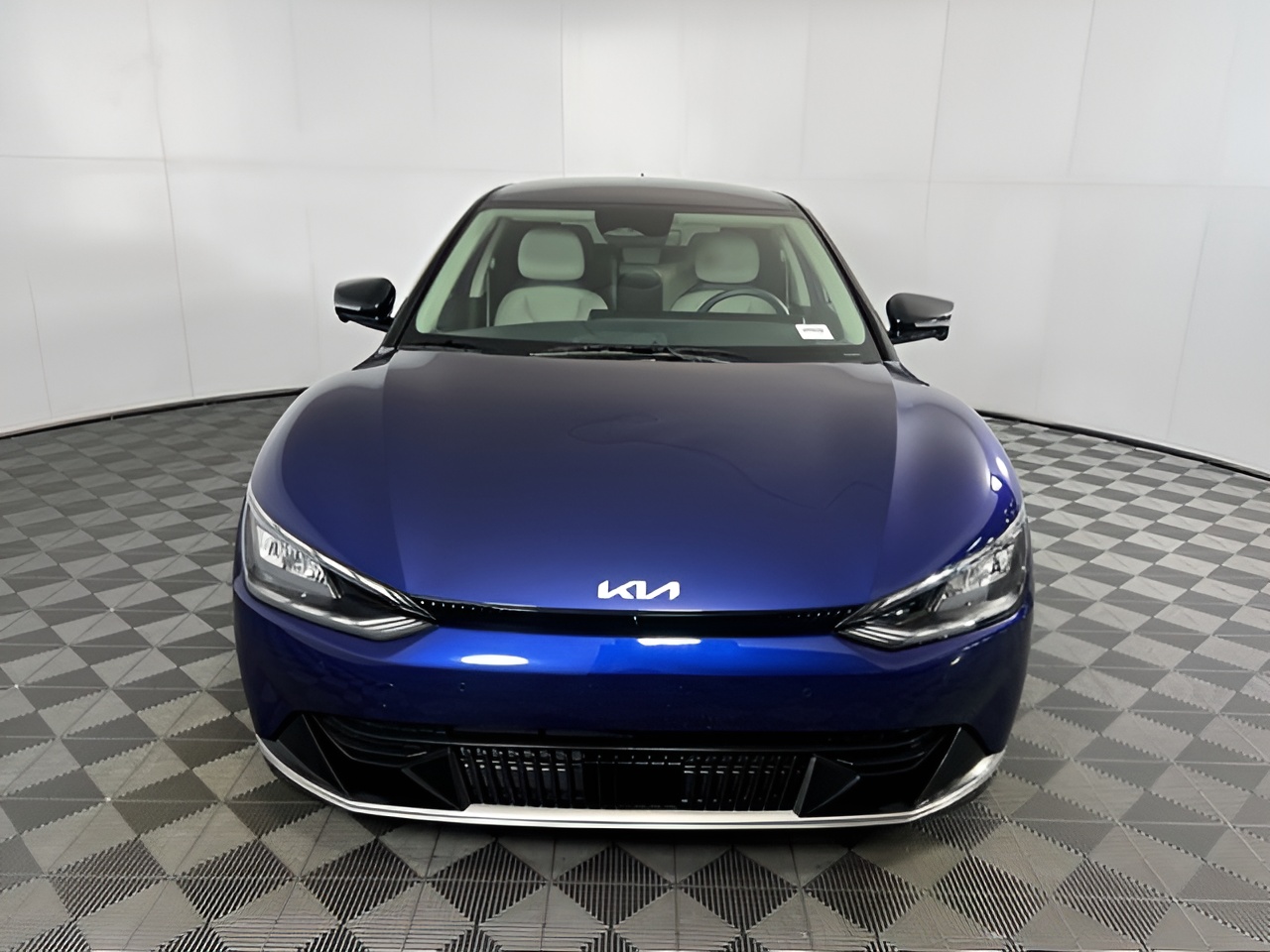 Vehicle image 53 of 60