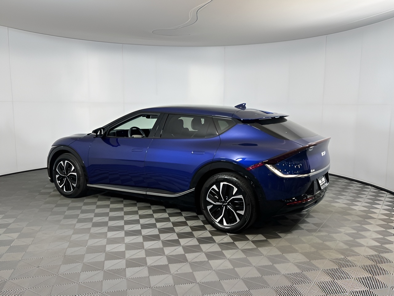 Vehicle image 58 of 60