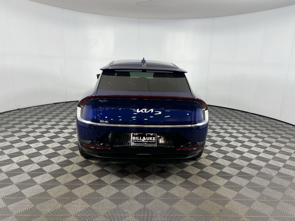 Vehicle image 7 of 60