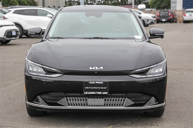 Vehicle image 2 of 25