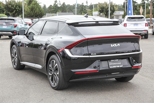 Vehicle image 6 of 25