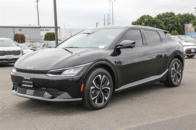 Vehicle image 1 of 25