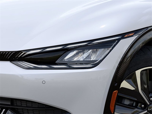 Vehicle image 11 of 27