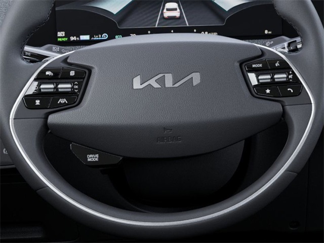 Vehicle image 22 of 27