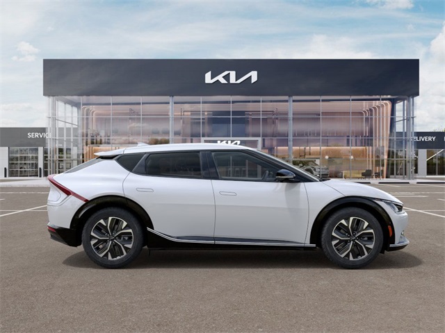 Vehicle image 5 of 27