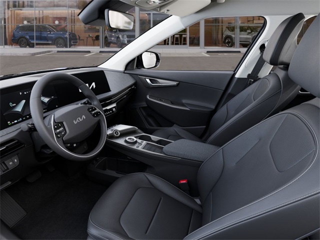 Vehicle image 17 of 27