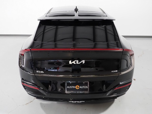 Vehicle image 9 of 76