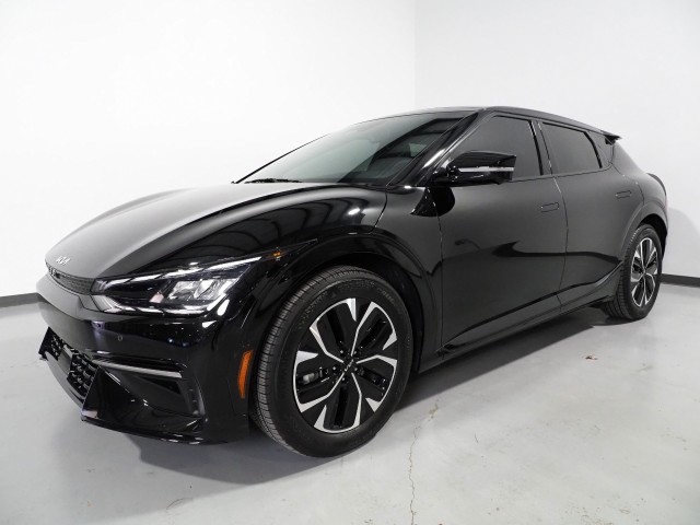 Vehicle image 12 of 76