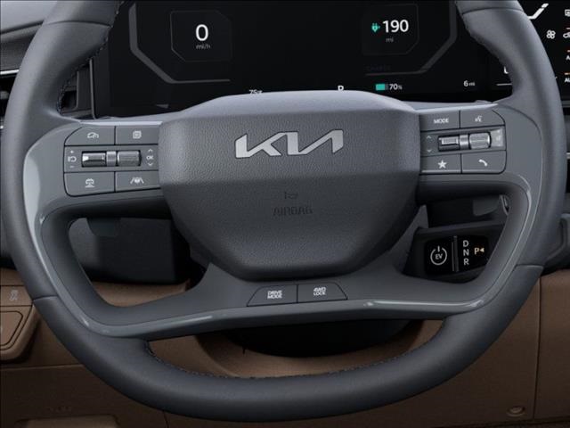 Vehicle image 19 of 27