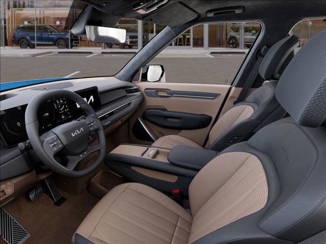 Vehicle image 18 of 27